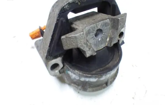 Audi A6 Allroad C7 Engine mount vacuum valve 