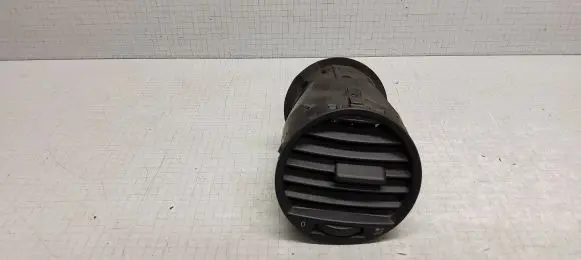 Volkswagen Caddy Dash center air vent grill 225709