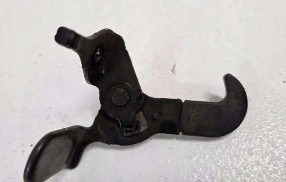 KIA Sportage Engine bonnet/hood lock/latch loop/hook 