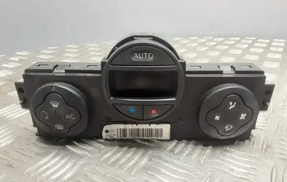 Renault Megane II Climate control unit