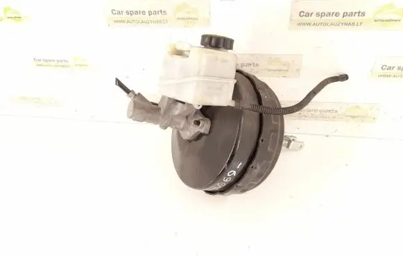 Mercedes-Benz C W204 Brake booster A2044301130 2044301130