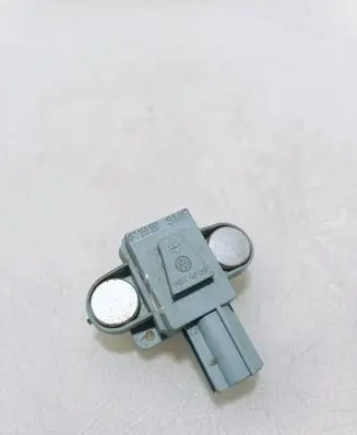 Audi A6 S6 C6 4F Airbag deployment crash/impact sensor 4F0955557
