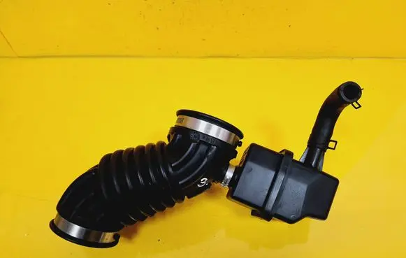 Nissan Qashqai Air intake hose/pipe 1021734S01 1022251S01