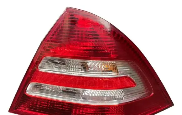 Mercedes-Benz C W203 Rear/tail lights UL03312