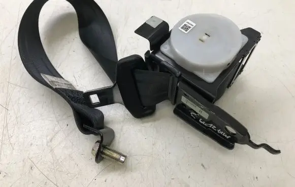 Mazda 3 III Rear seatbelt BGK030037K