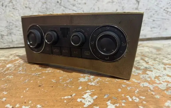 Mercedes-Benz CLK A209 C209 Climate control unit A2038304085
