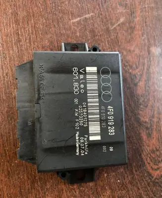 Audi A6 S6 C5 4B Parking PDC control unit/module 4F0919283