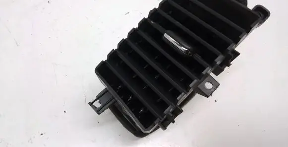 Nissan Navara D40 Dash center air vent grill 687505X00A
