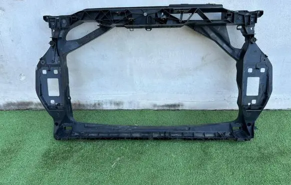 Audi Q3 8U Radiator support slam panel 8U0805594A