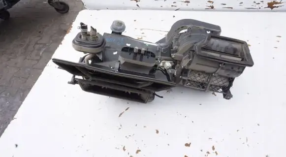 Chevrolet Tacuma Interior heater climate box assembly 18478