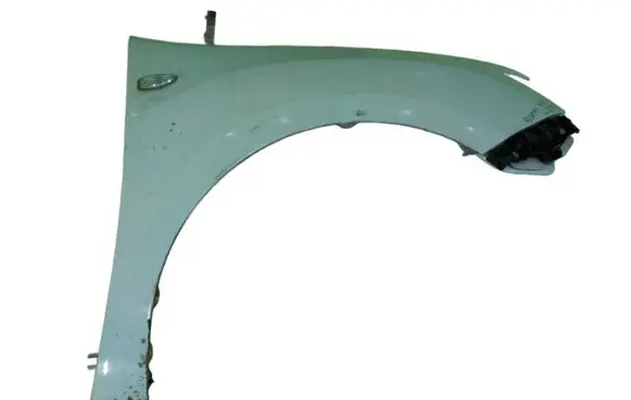 Dacia Sandero II Fender PRZOD PRAWY
