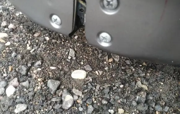 Nissan Note (E12) Rear door lock