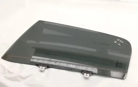 Mitsubishi Space Star Rear door window glass 