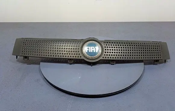 Fiat Panda II Front grill 735314236