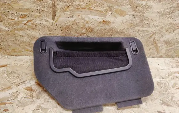 Maserati Quattroporte Trunk/boot side trim panel 068446106
