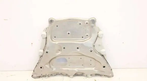 BMW X6 G06 Engine splash shield/under tray 6862071MWGK170626 6862071