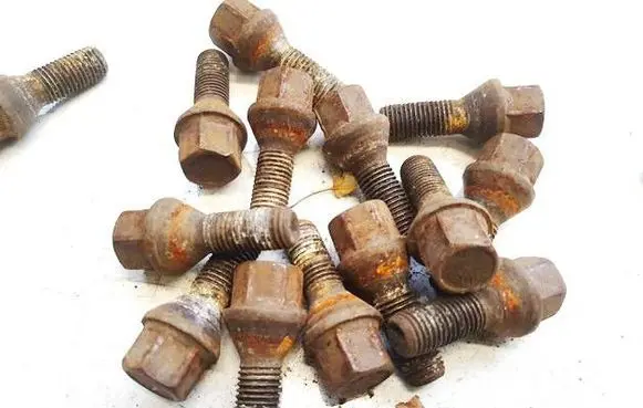 Opel Vectra C Nuts/bolts 