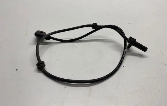 Mercedes-Benz S W221 ABS rear brake sensor A2215400117