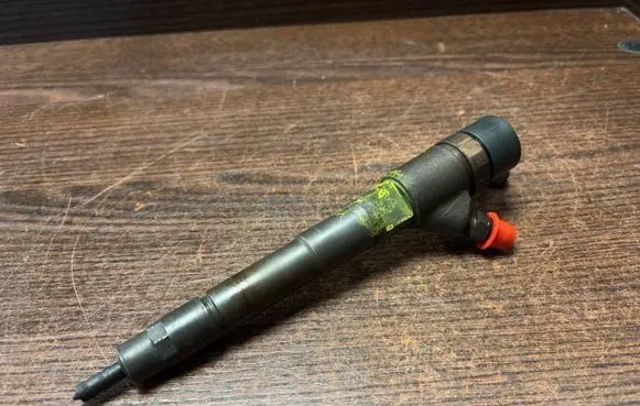 Iveco Daily 3rd gen Fuel injector 0445110273 504088755