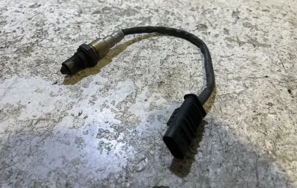 BMW 5 F10 F11 Lambda probe sensor 0281004440 617131F