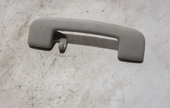 Renault Clio V Rear interior roof grab handle