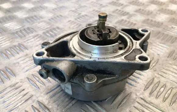 Audi A6 S6 C5 4B Vacuum pump 057145100C 02T0320155 72260806C