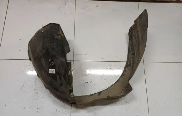 Audi A4 S4 B5 8D Front wheel arch liner splash guards