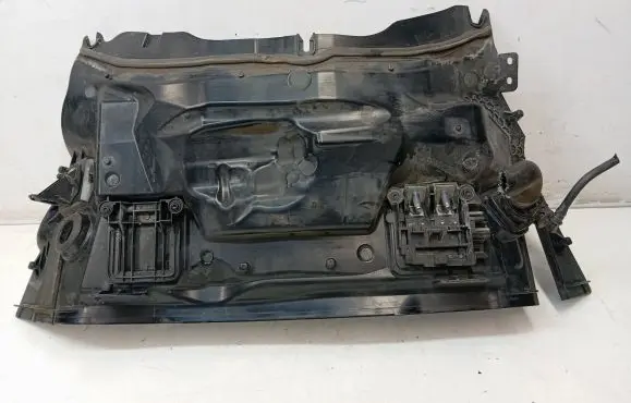 Mercedes-Benz E W238 Heat shield in engine bay 0114861A