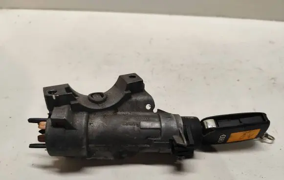 Audi A4 S4 B6 8E 8H Ignition lock 4B0905851C