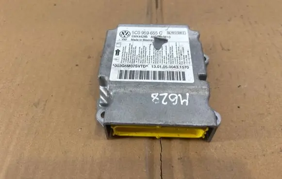 Volkswagen Jetta VI Airbag control unit/module 5C0959655C 04H013S0613 5WK44285