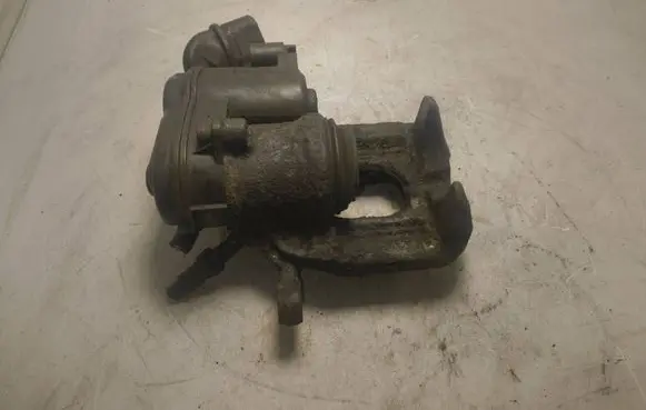 BMW 5 F10 F11 Rear brake caliper 32345699
