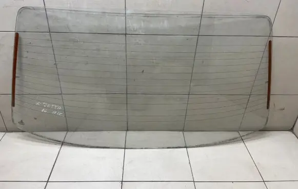 Volkswagen Jetta II Rear windscreen/windshield window 