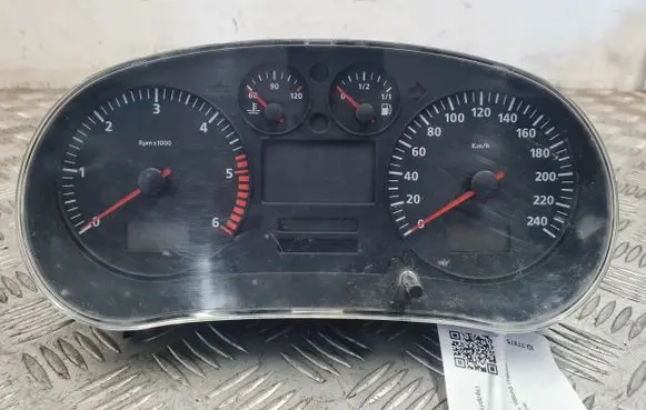 Seat Toledo II (1M) Speedometer (instrument cluster) 88311292