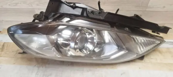 Honda FR-V Headlight/headlamp