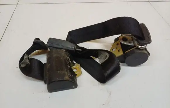 Volkswagen Transporter - Caravelle T5 Front seatbelt K7603357