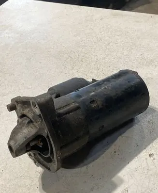 Volvo V50 Starter motor 0001108402