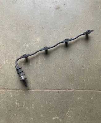 Nissan X-Trail T31 Fuel return line/hose 