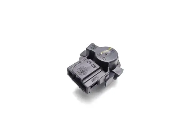 Tail light bulb cover holder