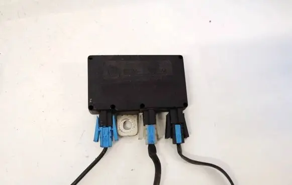 Antenna control unit