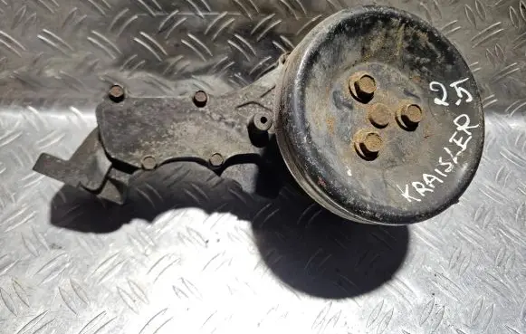 Chrysler Voyager Water pump 4483455