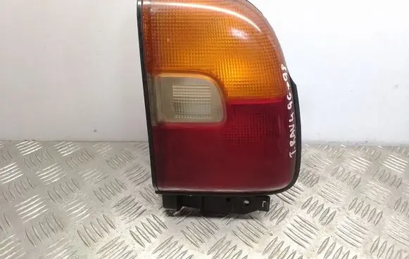 Toyota RAV 4 (XA10) Rear/tail lights