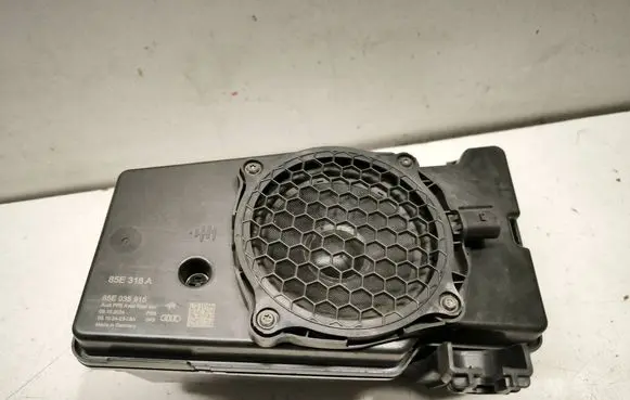Audi Q6 e-tron Parcel shelf speaker 85E035915