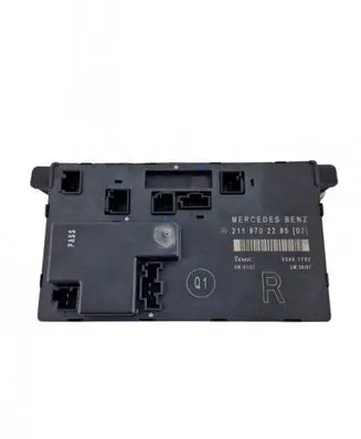 Mercedes-Benz E W211 Door control unit/module 2118702285