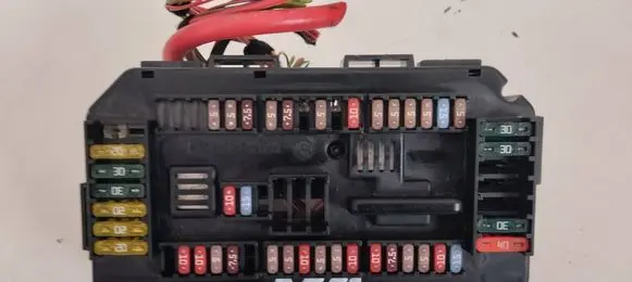 BMW 3 F30 F35 F31 Fuse module 9224879 10072013
