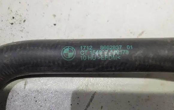 BMW X3 G01 Engine coolant pipe/hose 8662837