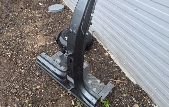 Audi Q8 Pillar (middle) 4M8809839