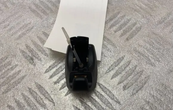 Sun visor clip/hook/bracket
