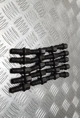 Volkswagen Golf VI Nuts/bolts 