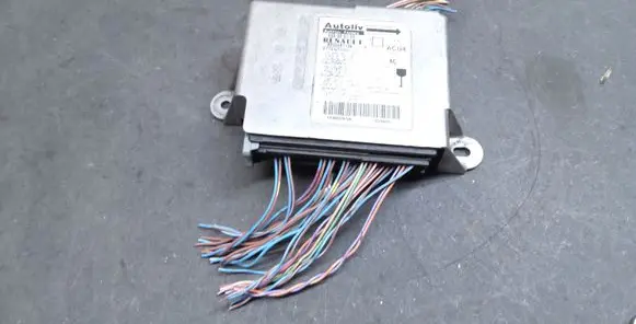 Renault Megane II Airbag control unit/module 603989700 8200481136B