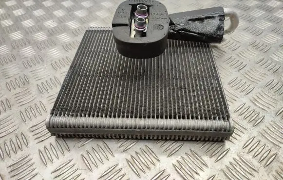 Air conditioning (A/C) radiator (interior)